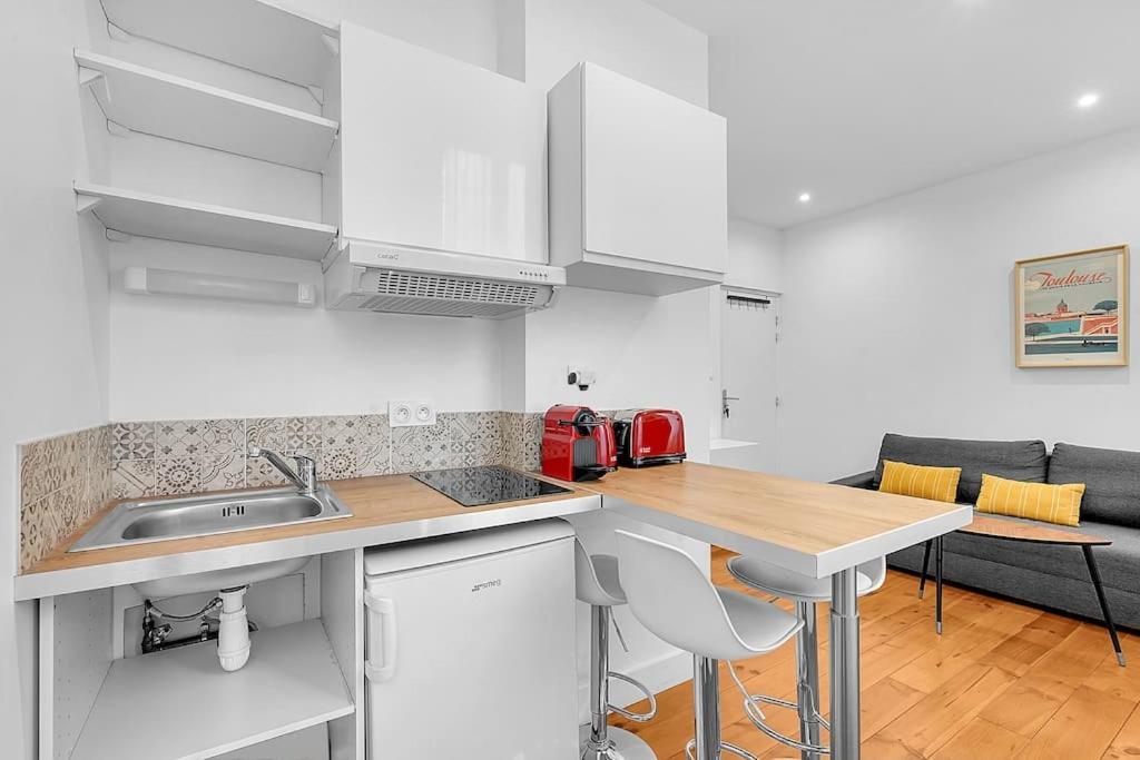 Le Cocon - T2 Cosy Hypercentre Avec Parking Lejlighed Toulouse Eksteriør billede